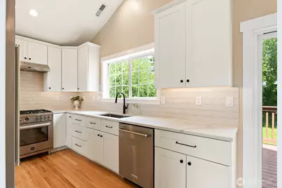 933 E Sharon Avenue, Burlington, WA 98233 - Photo 14