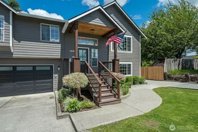 933 E Sharon Avenue, Burlington, WA 98233 - Photo 2