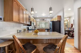 10821 Crestwood Dr S, Seattle, WA 98178 - Photo 10