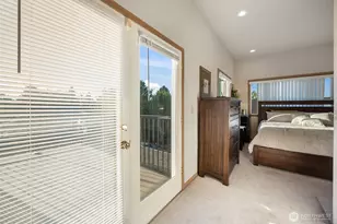 10821 Crestwood Dr S, Seattle, WA 98178 - Photo 28