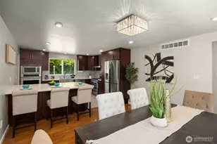 16711 NE 6th Pl, Bellevue, WA 98008 - Photo 12