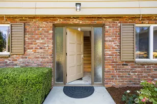 16711 NE 6th Pl, Bellevue, WA 98008 - Photo 4
