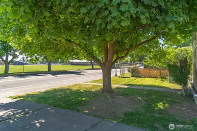 606 S Miller Street, Wenatchee, WA 98801 - Photo 26