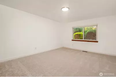 8308 Frederick Place, Edmonds, WA 98026 - Photo 24