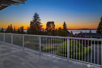 8308 Frederick Place, Edmonds, WA 98026 - Photo 32