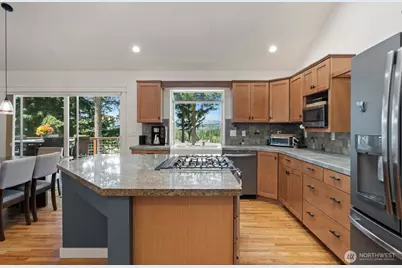 3670 Sulphur Springs Lane, Bremerton, WA 98310 - Photo 10