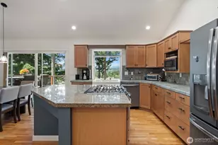 3670 Sulphur Springs Ln, Bremerton, WA 98310 - Photo 10