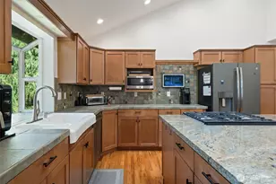 3670 Sulphur Springs Ln, Bremerton, WA 98310 - Photo 8