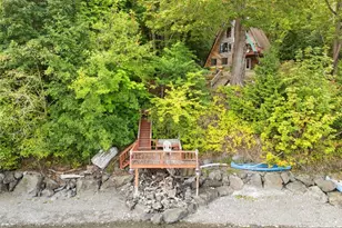 4150 E North Island Dr, Shelton, WA 98584 - Photo 1