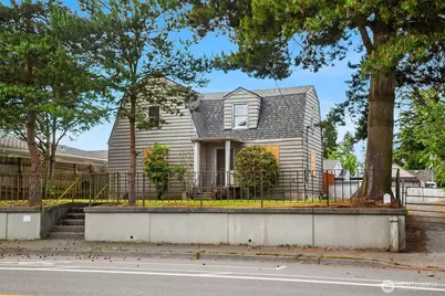 1215 Madison Street, Everett, WA 98203 - Photo 1