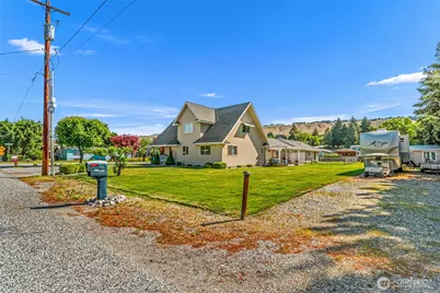 42 Hadley Street NW, East Wenatchee, WA 98802 - Photo 40