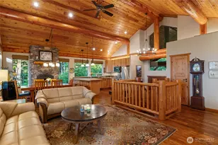31 E Bowsprit Ln, Union, WA 98592 - Photo 14