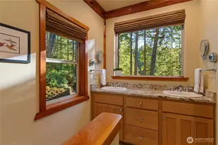 31 E Bowsprit Ln, Union, WA 98592 - Photo 20