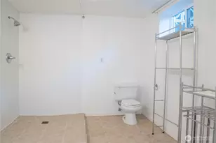 4432 SW 102nd St, Seattle, WA 98146 - Photo 30