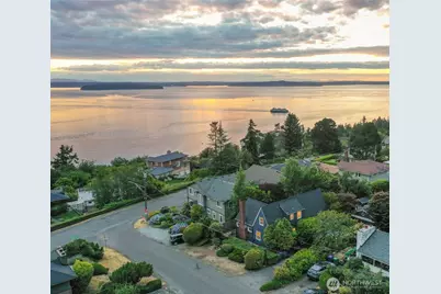4432 SW 102nd Street, Seattle, WA 98146 - Photo 2