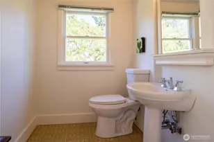 4432 SW 102nd St, Seattle, WA 98146 - Photo 22