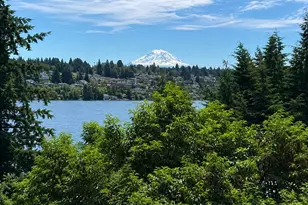 7432 E Mercer Way, Mercer Island, WA 98040 - Photo 2