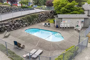 22703 Lakeview Dr, Mountlake Terrace, WA 98043 - Photo 22