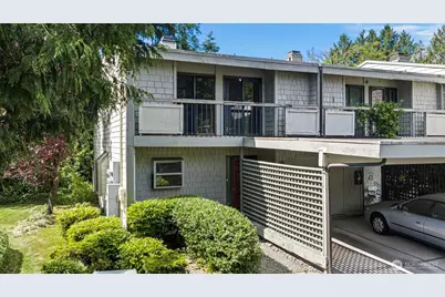 22703 Lakeview Drive #E1, Mountlake Terrace, WA 98043 - Photo 1