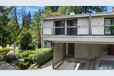 22703 Lakeview Drive #E1, Mountlake Terrace, WA 98043 - Photo 2