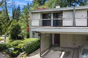 22703 Lakeview Dr, Mountlake Terrace, WA 98043 - Photo 2