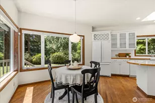 23915 NE 80th St, Redmond, WA 98053 - Photo 16
