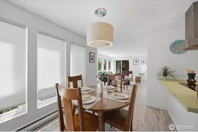 914 6th Avenue N #201, Seattle, WA 98109 - Photo 12