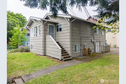 7945 9th Avenue SW, Seattle, WA 98106 - Photo 2