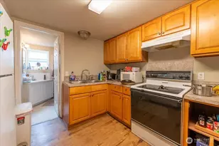 7945 9th Ave SW, Seattle, WA 98106 - Photo 30