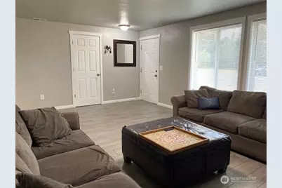 416 McKenzie Avenue SW, Yelm, WA 98597 - Photo 8