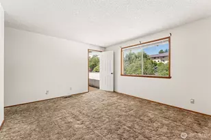 442 E 31st St, Bremerton, WA 98310 - Photo 14