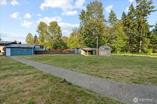 14722 Kapowsin Hwy E, Graham, WA 98338 - Photo 26