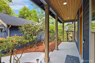 1905 NE 125th St, Seattle, WA 98125 - Photo 24