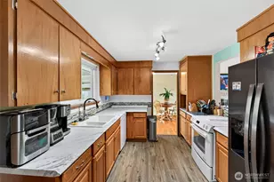 1420 N Woodlawn, Tacoma, WA 98406 - Photo 12