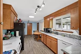 1420 N Woodlawn, Tacoma, WA 98406 - Photo 10