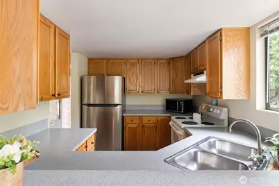 15123 Sunwood Boulevard #GG21, Tukwila, WA 98188 - Photo 6