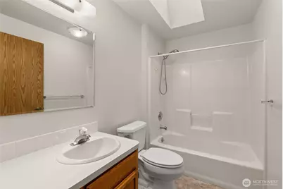 108 Carl Sandburg Drive, Centralia, WA 98531 - Photo 18