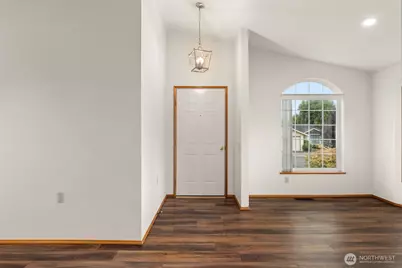 108 Carl Sandburg Drive, Centralia, WA 98531 - Photo 4