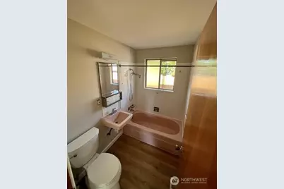 1010 W Pioneer, Puyallup, WA 98371 - Photo 20