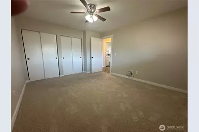 1010 W Pioneer, Puyallup, WA 98371 - Photo 14