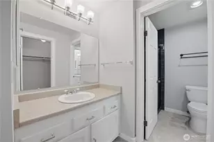 4189 W Lake Sammimish Parkway SE, Bellevue, WA 98008 - Photo 24