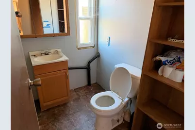 32498 Crick Road N, Wilbur, WA 99185 - Photo 18