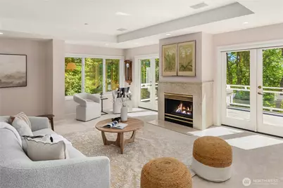 9210 Parkwood Ridge Road, Mercer Island, WA 98040 - Photo 4
