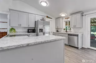 16302 118th Ave Ct E, Puyallup, WA 98374 - Photo 8