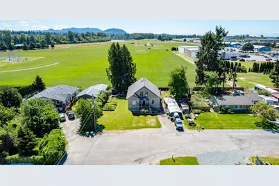 810 Cul De Sac Avenue, Burlington, WA 98233 - Photo 1