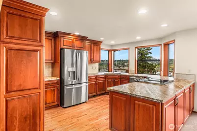 812 San Francisco Avenue NE, Olympia, WA 98506 - Photo 12