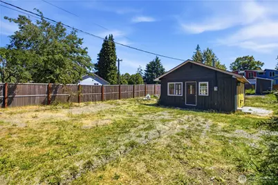 11410 8th Avenue S, Burien, WA 98168 - Photo 2