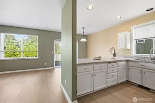 13009 12th Ave E, Tacoma, WA 98445 - Photo 12