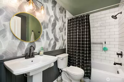 105 Lila Street, Steilacoom, WA 98388 - Photo 18