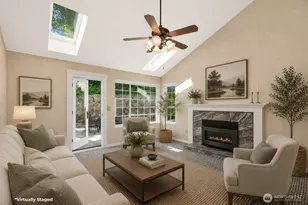 24311 SE 41st Pl, Sammamish, WA 98029 - Photo 10